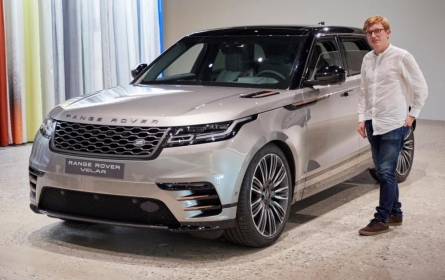 Range Rover Velar предложит новые материалы для отделки интерьера Range Rover Velar предложит новые материалы для отделки интерьера